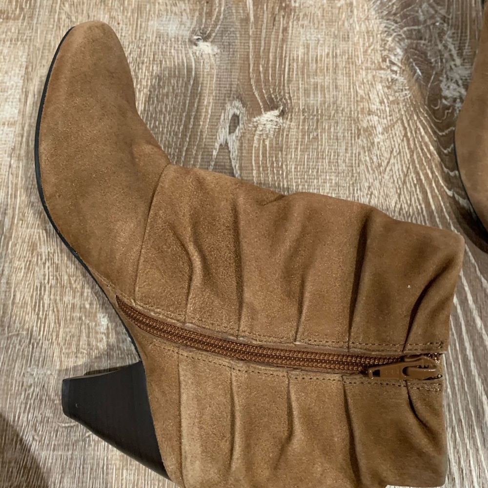 Vaneli Bootie - Picture 5 of 6